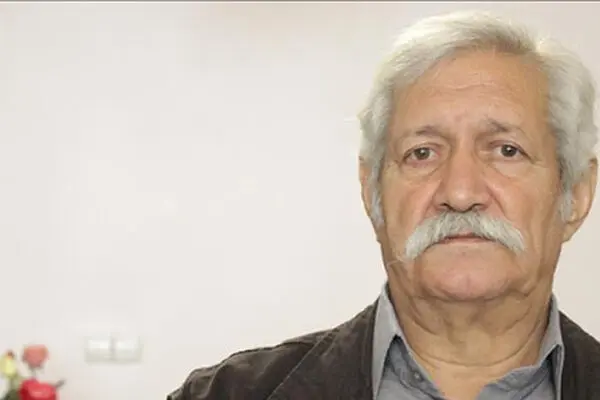 آتش تقی‌پور: واکسن ایرانی کرونا را می‌زنم