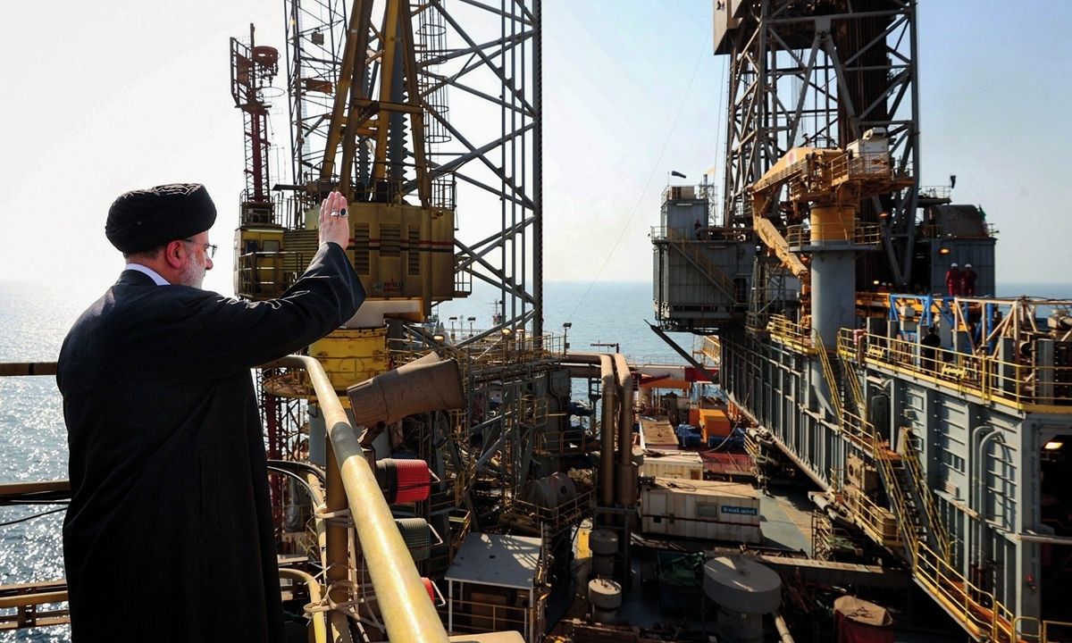 الجزیره : رشد ۶۰ درصدی تولید نفت در دولت سیزدهم به همت شهید جمهور
