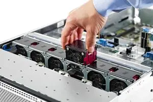 راهنمای جامع انتخاب سرور HPE ProLiant برای کسب‌وکارهای کوچک و متوسط