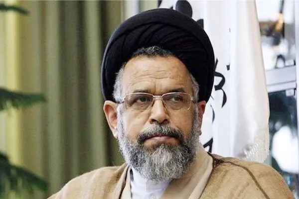 علوی : تکریم شهدا را از مسائل حزبی و جناحی و سیاسی جدا کنیم

