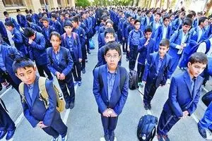 جزئیات ثبت‌نام الکترونیکی مدارس؛ امکان تغییر مدرسه تا آبان‌ماه