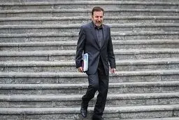 نصرالله جهانگرد مجری شبکه ملی اطلاعات شد