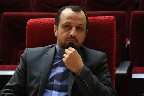خاندوزی: باید از بازگشت به دوران اعتیاد بودجه به نفت پرهیز کرد