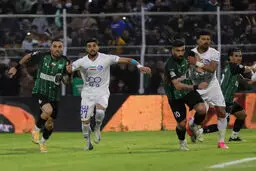 خلاصه بازی استقلال و خیبر خرم‌آباد | تساوی جنجالی با دو پنالتی در هفته چهاردهم لیگ برتر
