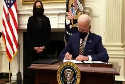 

سی ان ان: بایدن فرمانی اجرایی را در زمینه پذیرش مهاجر امضا می‌کند

