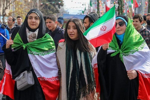 راهبرد انقلاب اسلامی برای حفظ وحدت چیست؟