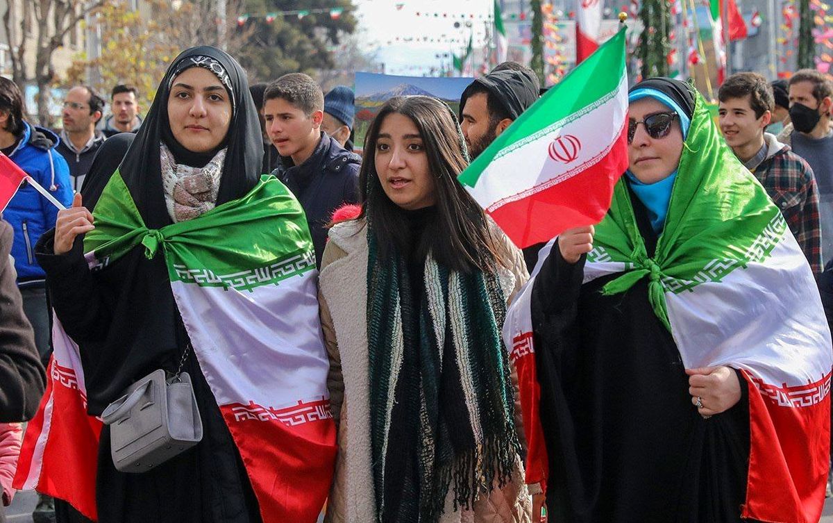 راهبرد انقلاب اسلامی برای حفظ وحدت چیست؟