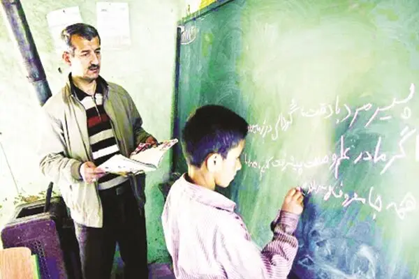 ۳ معضل اساسی مدارس دولتی