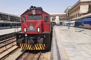 خروج قطار تهران-مشهد از ریل در ایستگاه مشهد | تمام مسافران سالم پیاده شدند