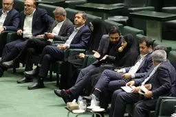 آرزوهای بزرگ بر علیه خانم وزیر