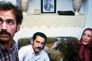 پخش فیلم سینمایی «خط پایان» از شبکه نمایش