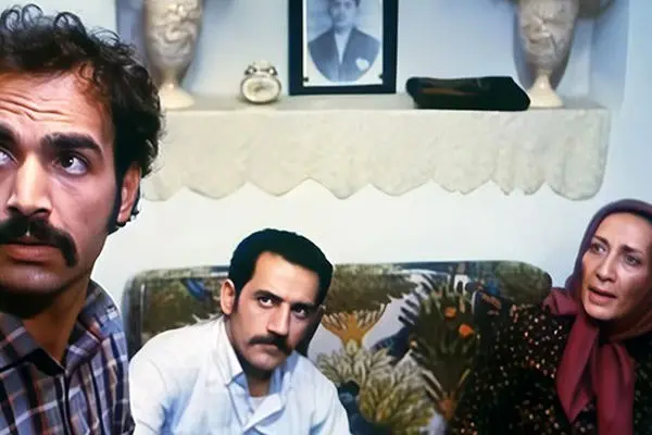 پخش فیلم سینمایی «خط پایان» از شبکه نمایش