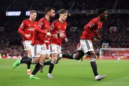 پخش زنده دیدار گریمسبی‌تاون و منچستریونایتد از شبکه سه