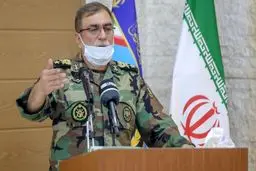 ارتش در همه عرصه‌ها در مقابل دشمن استوار است
