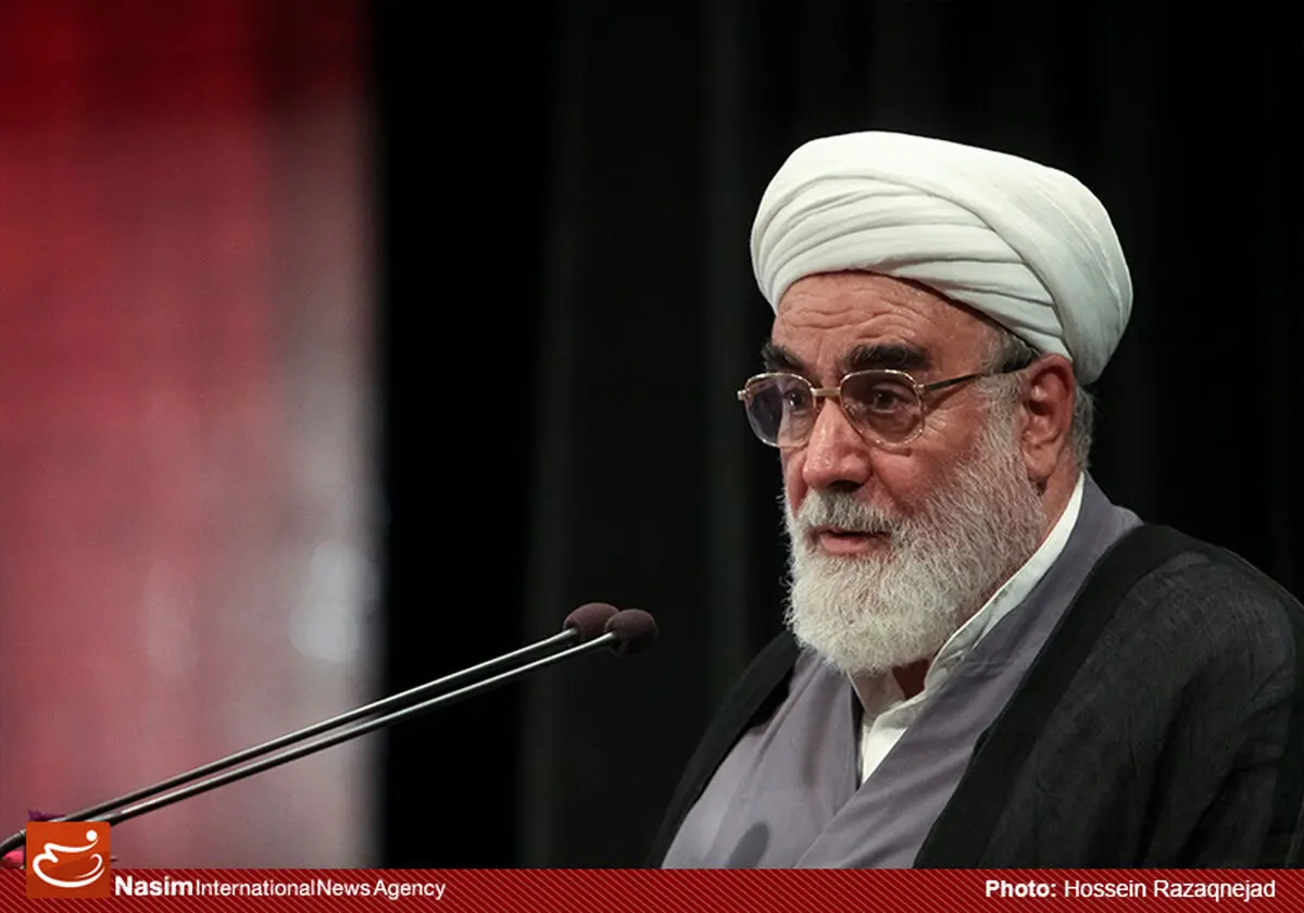 حجت الاسلام محمدی گلپایگانی در بیمارستان بهمن بستری شد