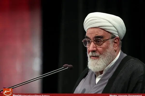 حجت الاسلام محمدی گلپایگانی در بیمارستان بهمن بستری شد