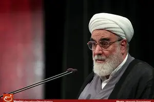 حجت الاسلام محمدی گلپایگانی در بیمارستان بهمن بستری شد