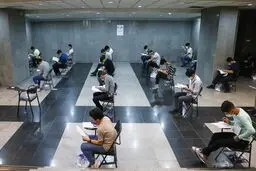 وعده‌ی عجیب کنکور الکترونیکی