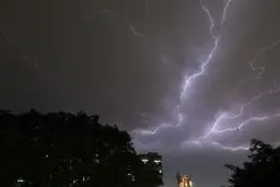 ۹ نفر در پی وقوع حوادث جوی فوت شدند