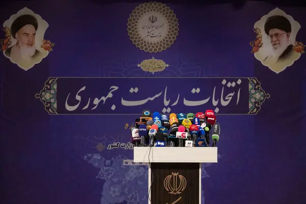 نمودار1400/ اردیبهشت، همه اخبار بوی انتخابات می‌دهد