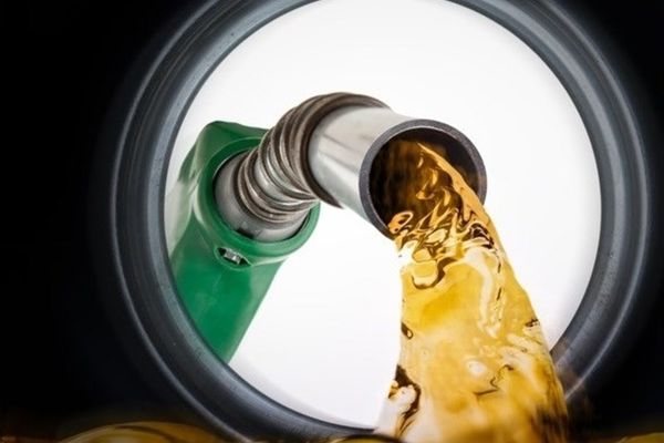 هشدار درباره کسری پنهان 14 میلیون لیتری بنزین