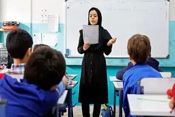 پیشنهاد افزایش حق‌التدریس معلمان در دستور کار آموزش‌ و پرورش