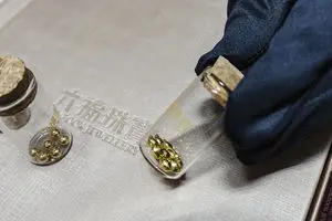 قیمت طلا امروز سه شنبه 27 آبان در بازار