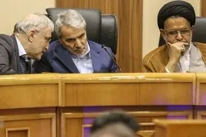 ساختمان‌سازی با پول معلمان