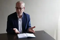 زمان مناظرات طولانی و تعداد سوالات زیاد بود