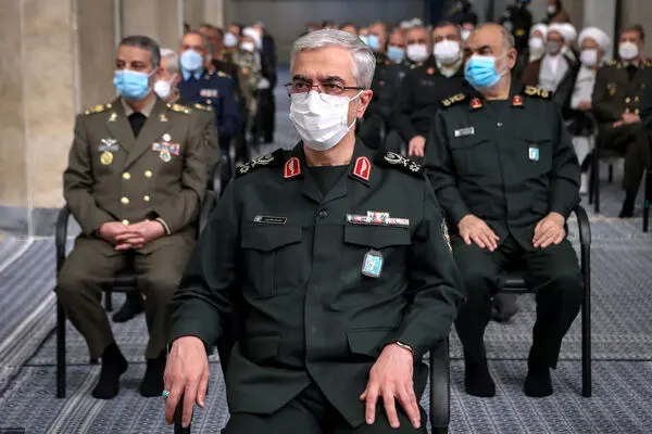 در دانشگاه حاضر شوید و در مورد سربازی اجباری پاسخگو باشید