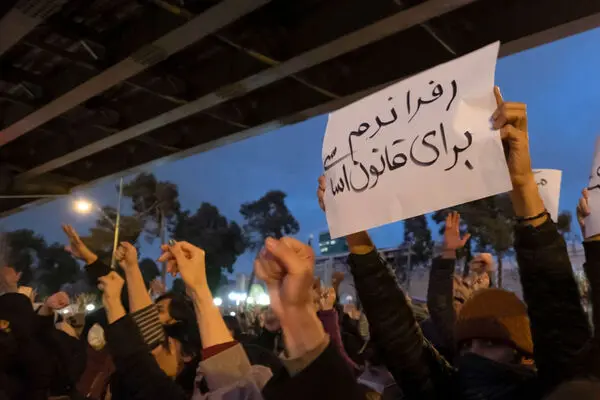 بن‌بست در اصل قانون یا بن‌بست در اجرای قانون