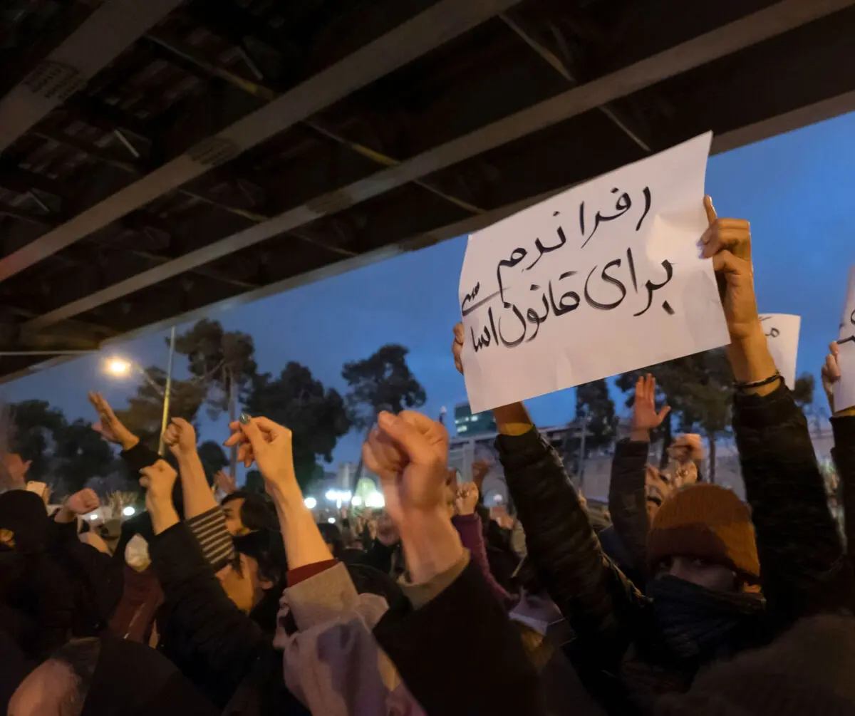 بن‌بست در اصل قانون یا بن‌بست در اجرای قانون