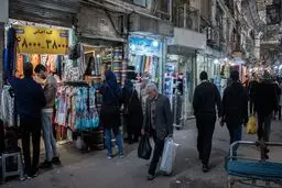 آثار حذف ارز ترجیحی بر زندگی «دهک‌های پایین»