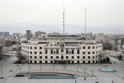 در مشهد سوت می‌زنند؟