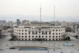 در مشهد سوت می‌زنند؟
