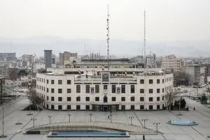 در مشهد سوت می‌زنند؟