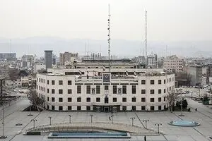 در مشهد سوت می‌زنند؟