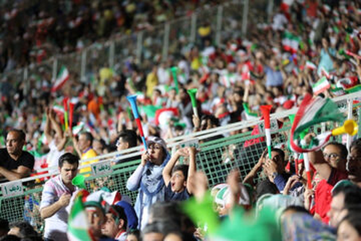 ۵۰ هزار تماشاگر در بازی نساجی-الهلال؛ ۲۵۰۰ تماشاگر زن در آزادی